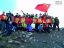 2009-10-1国庆日，北京最高峰飘扬着我们亲手升起的五星红旗