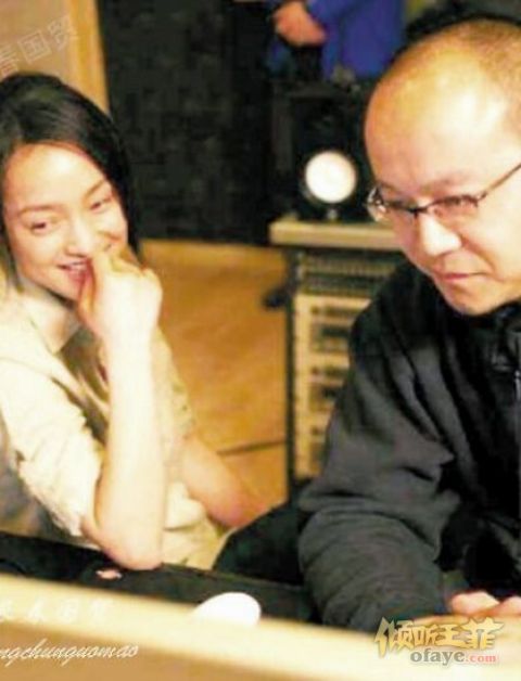 组图：窦唯周迅昔日同框旧照曝光周迅模样青涩笑容甜美