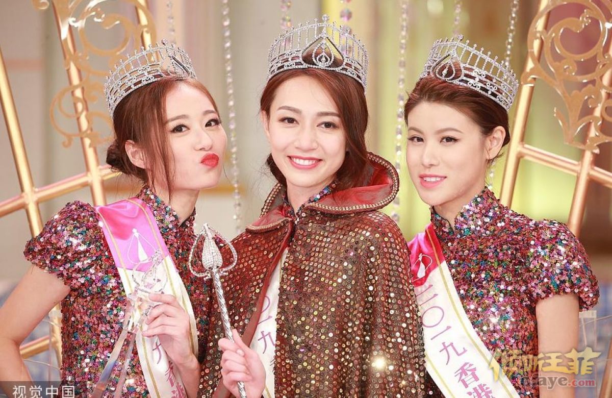 组图：2019港姐决赛!黄嘉雯摘后冠泪洒现场王菲古佩玲获亚季军