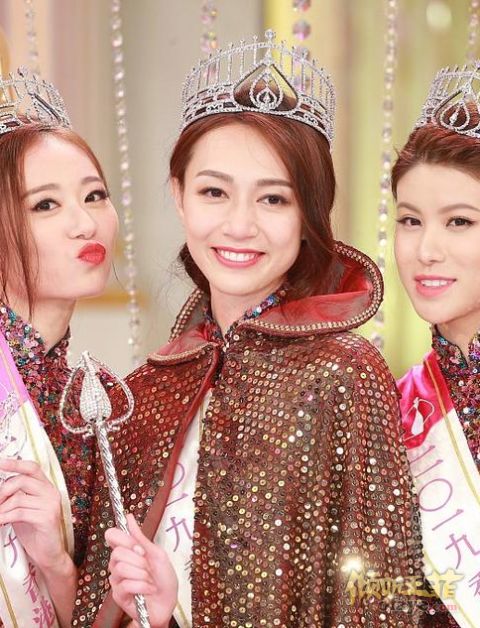 组图：2019港姐决赛!黄嘉雯摘后冠泪洒现场王菲古佩玲获亚季军