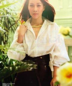 那英芭莎照曝光 王菲赞“美得不像东北话”