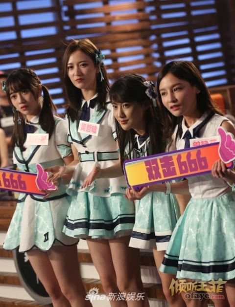 组图：《锋味》谢霆锋江振诚过招180道美食吃懵SNH48