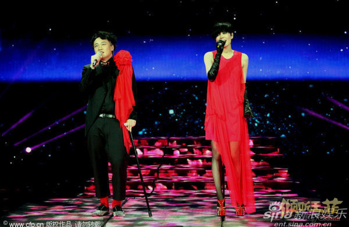 春晚备播带曝光王菲陈奕迅合唱《因为爱情》