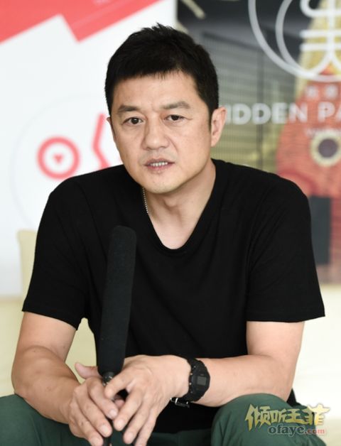 组图：独家对话李亚鹏无回演艺圈打算大聊育女观念