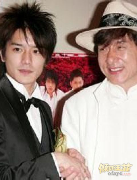 策划:木村拓哉王菲珍贵旧照！盘点中日明星合影