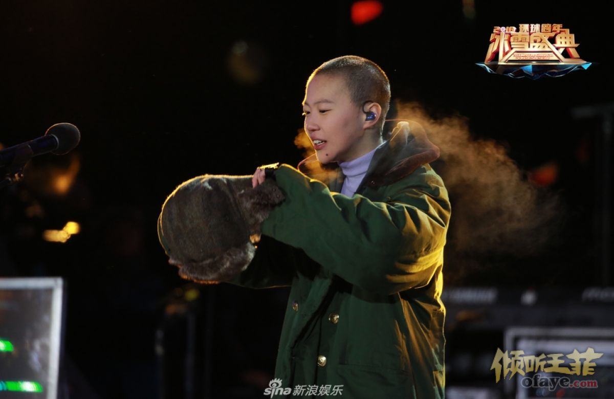 组图：史上最燥！窦靖童杨坤北京卫视跨年献唱自带鬼畜