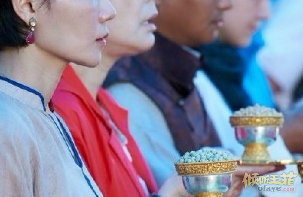 噶举祈愿法会之点灯祈愿法会