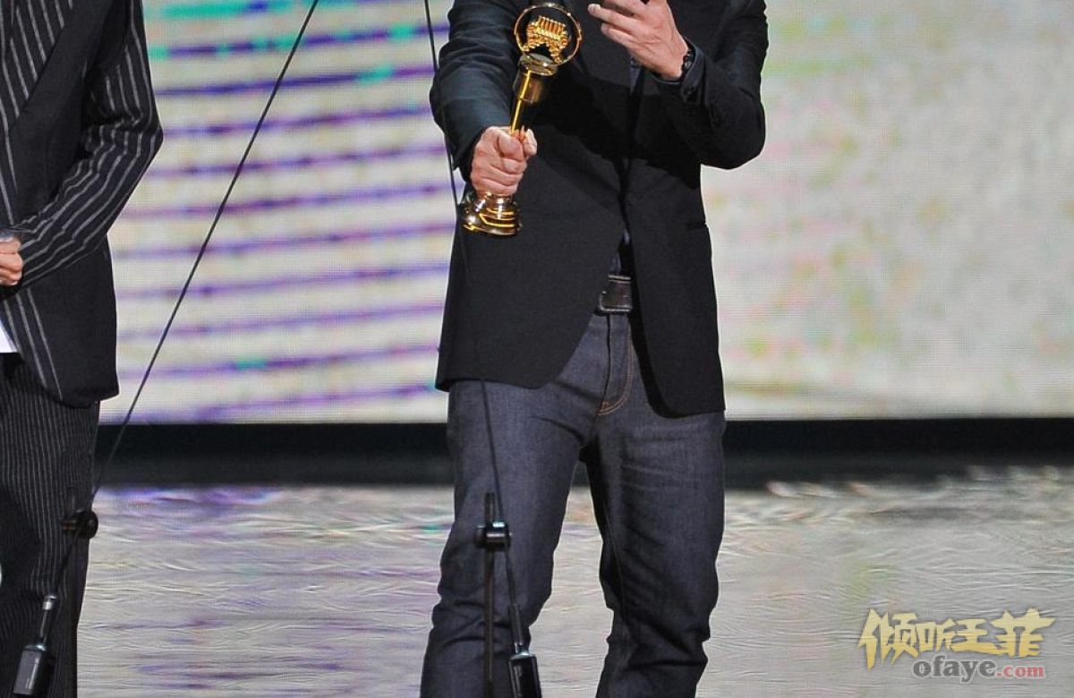 组图：金曲奖现场精彩纷呈陈奕迅三封歌王徐佳莹首夺歌后