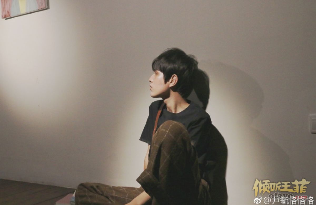 组图：快男选手尹毓恪被指像女生声音空灵标签是小王菲